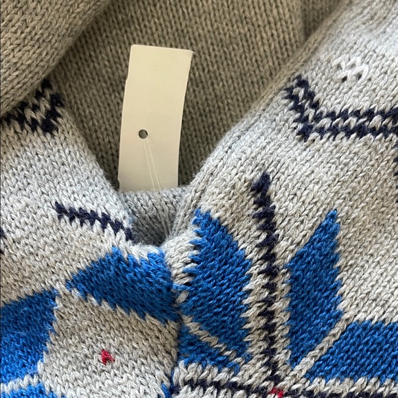 Izod Little & Big Boys Long Sleeve Gray & Blue Pullover Sweater NWT Size L 14-16 - Picture 7 of 8